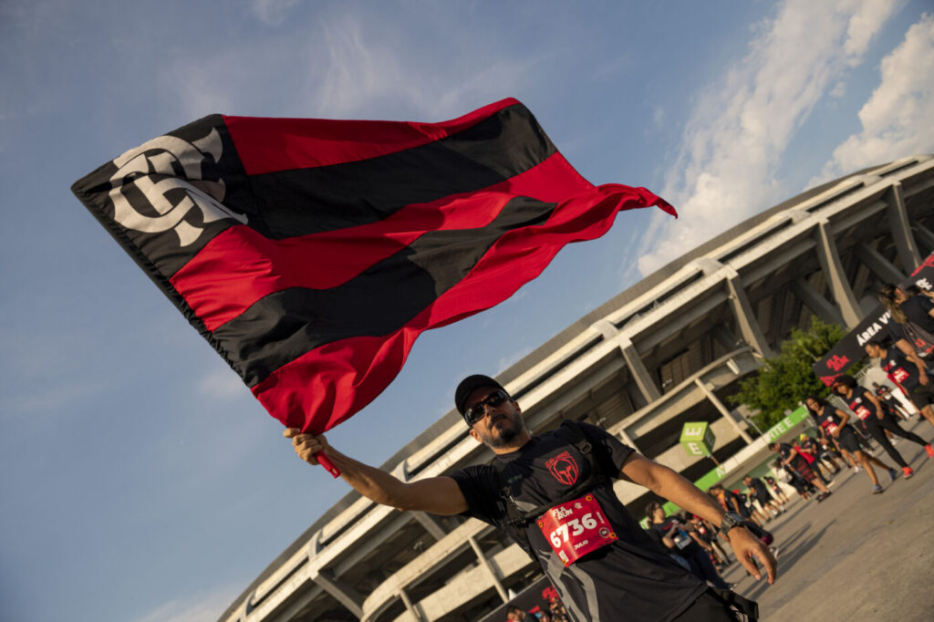 Corridas de Times: Como Clubes de Futebol Mobilizam Torcedores em Prol do Esporte 